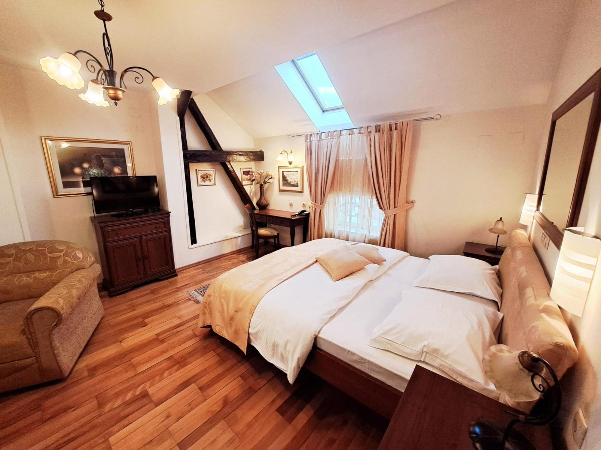 Hotel Livadic Samobor Eksteriør billede